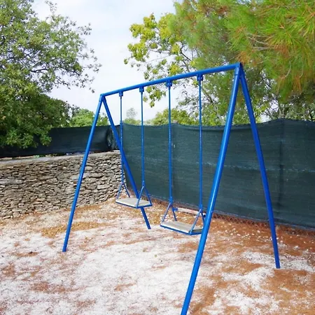 House Sandi, Village * Jursici